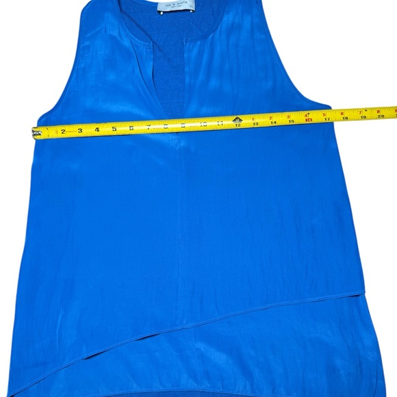 Lola & Sophie V-Neck Blouse‎ - Picture 5 of 8